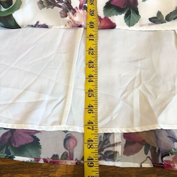 Maggy London Romantic White Floral Flutter Sleeve High Low Midi Dress Size 6 - Picture 12 of 12